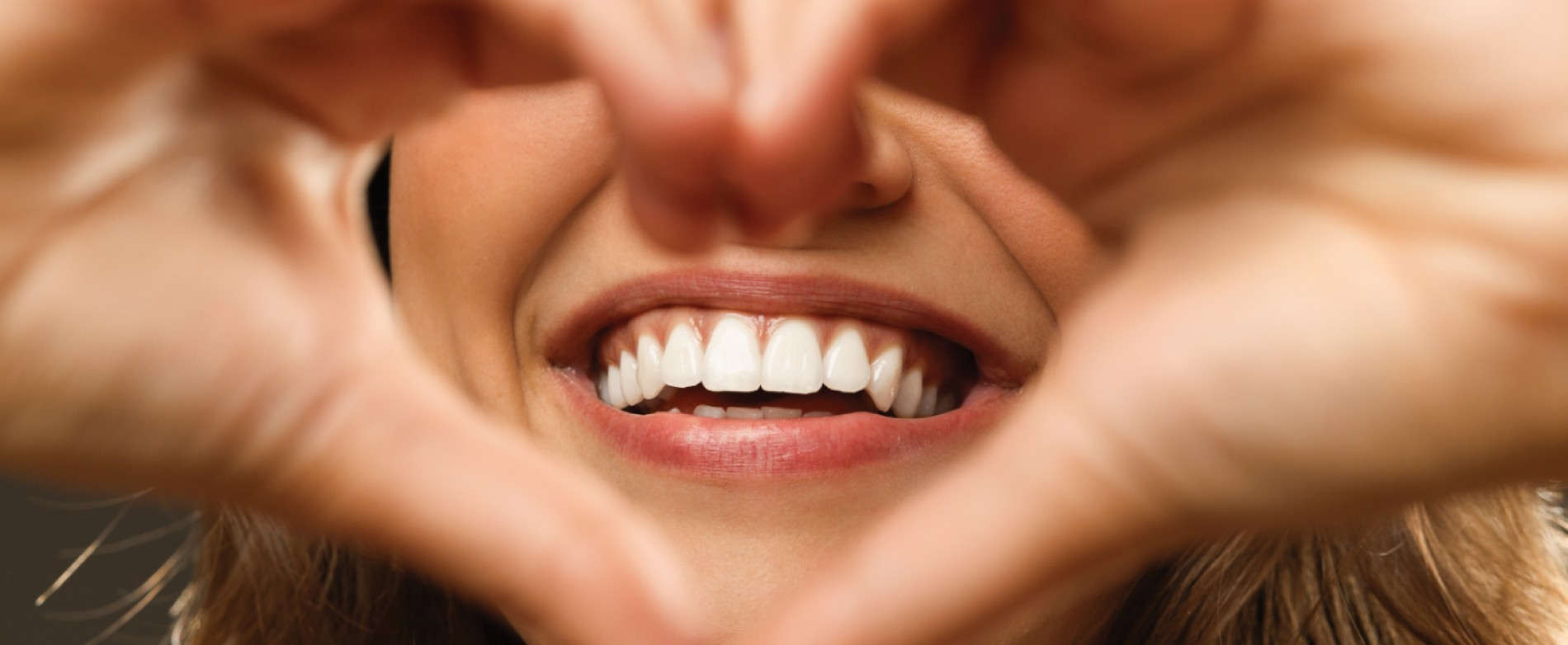 بهترین متخصص دندان پزشکی ترمیمی و زیبایی